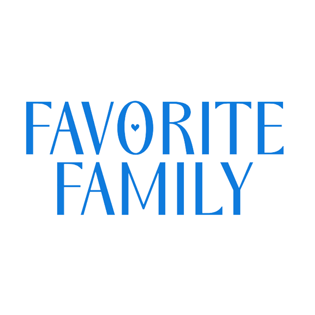 https://a.storyblok.com/f/237156/1080x1080/04d70260f9/favorite-family.png